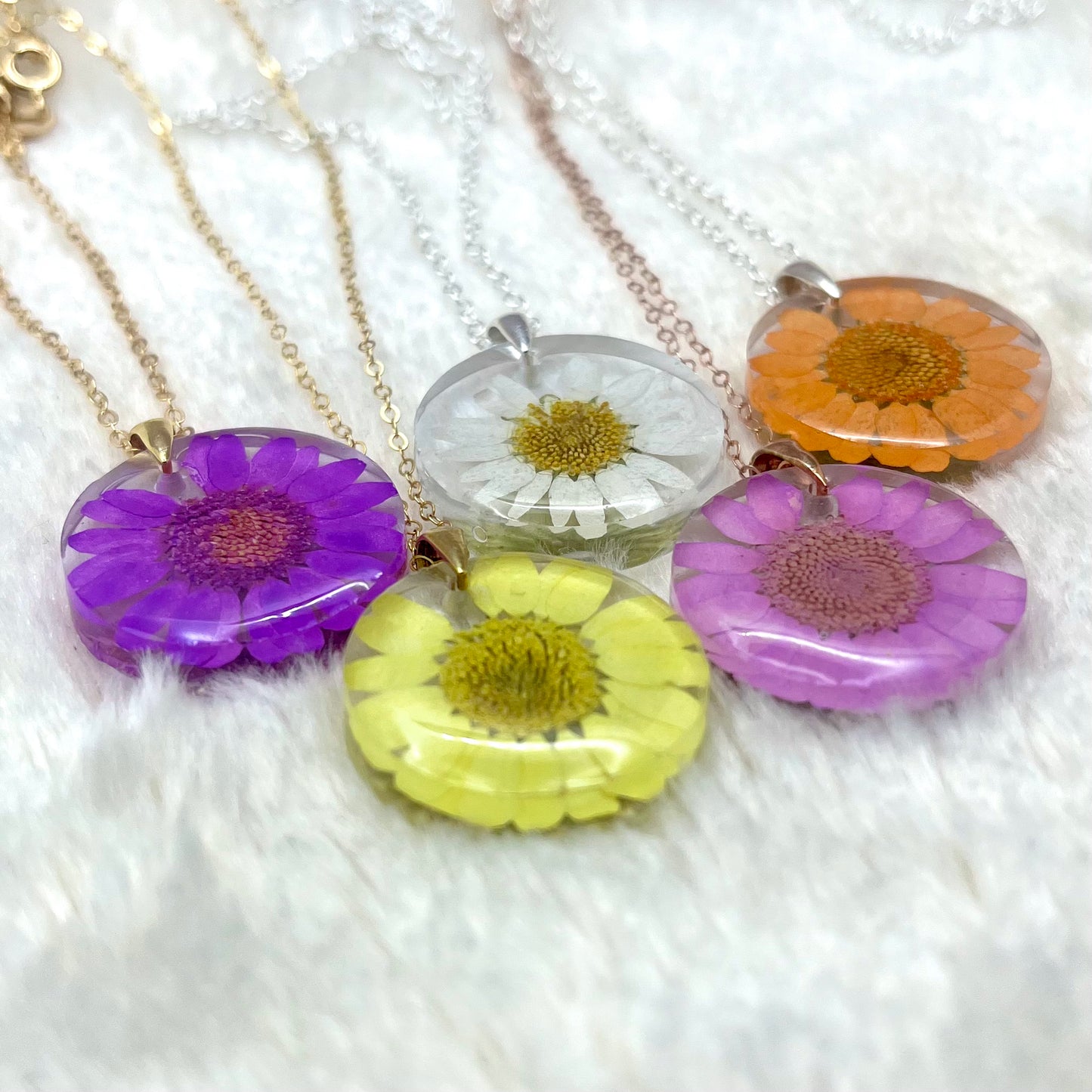 Daisy Flower Necklace